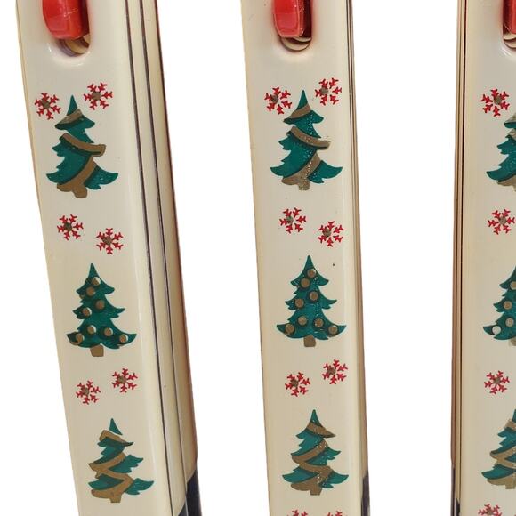 Oneida Holiday Colormates 46 Piece Set Plus Portable Caddy Christmas Flatware - Picture 10 of 14